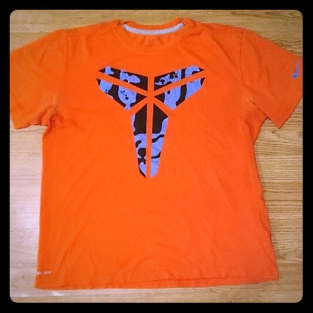 NIKE KOBE BRYANT TSHIRT
